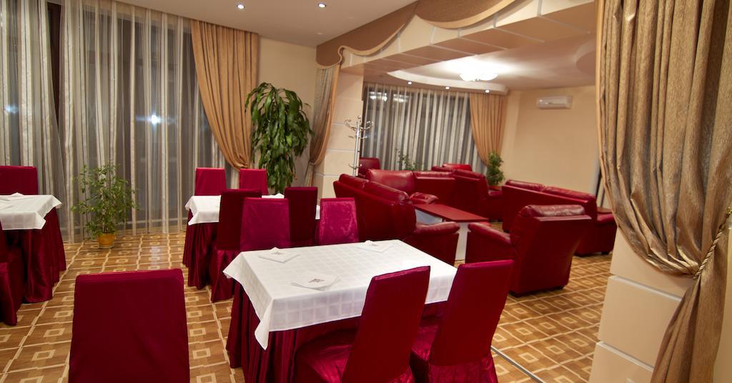 Imperial Hotel Kişinev Dış mekan fotoğraf