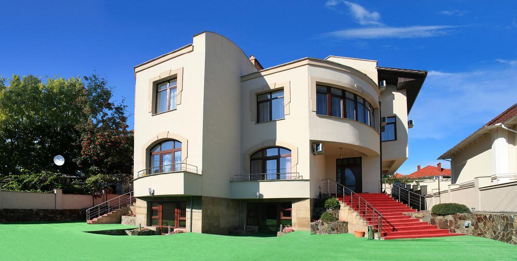 Imperial Hotel Kişinev Dış mekan fotoğraf