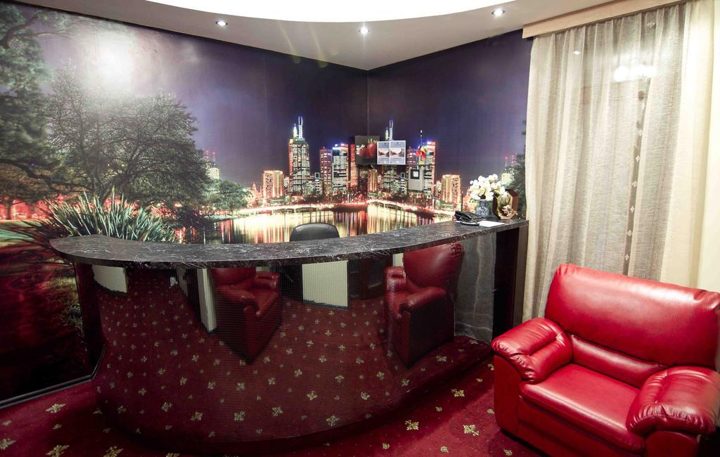 Imperial Hotel Kişinev Dış mekan fotoğraf